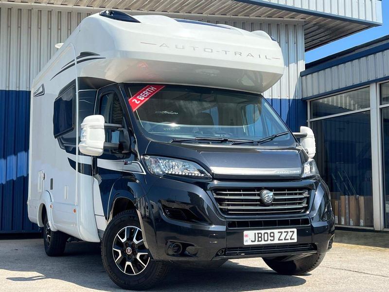 Auto-Trail Tracker EKS